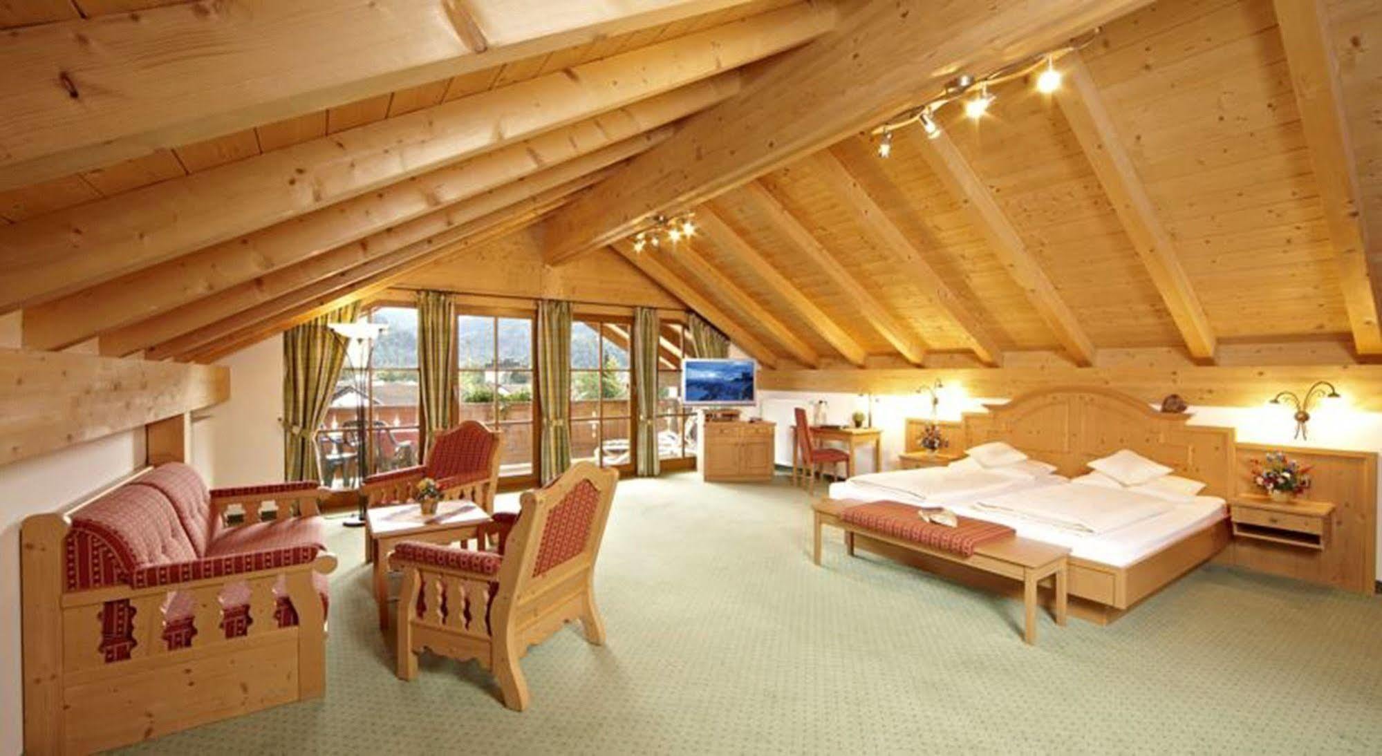 Hotel Schatten Garmisch-Partenkirchen Exterior photo